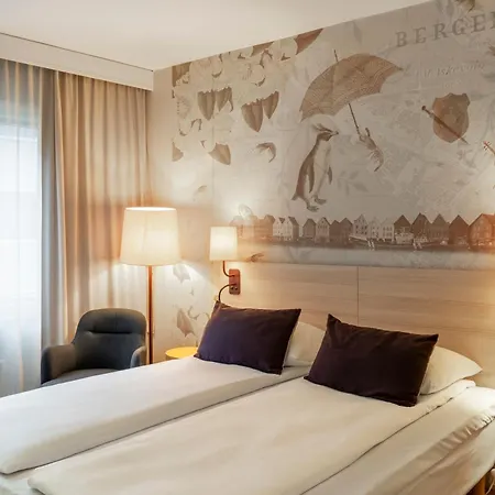 ホテル スカンディック コクスタッド 4*