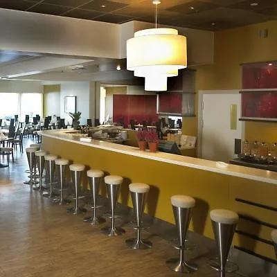 スカンディック コクスタッド ホテル 4*